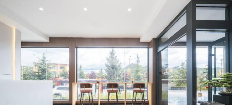 柏纳酒店(香格里拉香巴拉旅游小镇机场店)图片