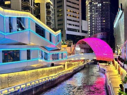 谷莫尼ROOFTOP·GARDEN花园酒店(贵阳喷水池民生路好吃街店)图片