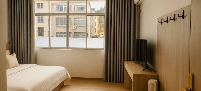 天柱·享宿ENJOYABLEMWMHOMESTAY·民居客栈(新集镇三门塘景区店)图片