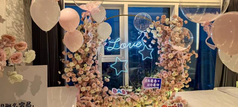 深圳丨天台一号·Skyline·设计民宿(罗湖口岸国贸地铁站店)图片