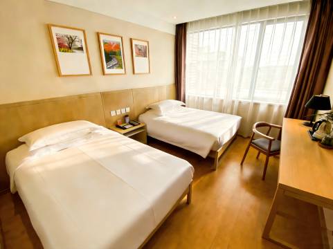 圆正·艮秋宾馆(浙江大学华家池校区杭州东站店)