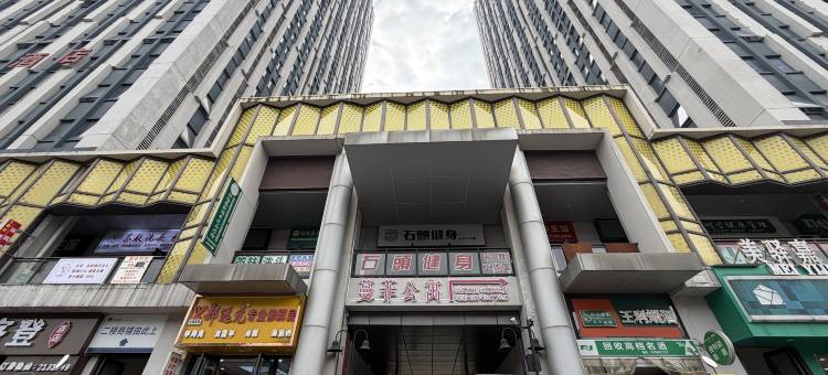 柳州银馨美宿(火车高铁站柳南万达广场店)图片