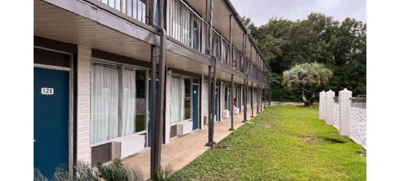 亚拉巴马州贝米内特 6 号汽车旅馆(Motel 6 Bay Minette, Al)图片