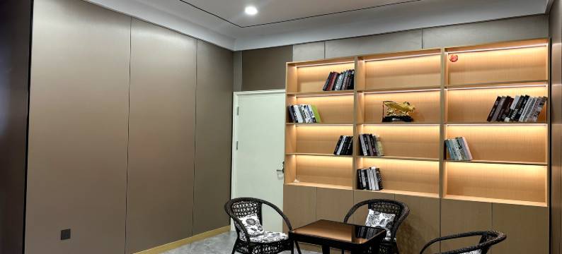 蛟河柏临精品酒店图片