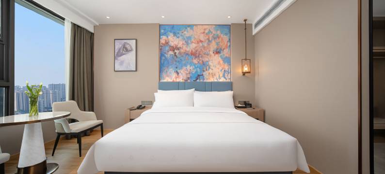 白玉兰酒店(十堰万达广场店)图片