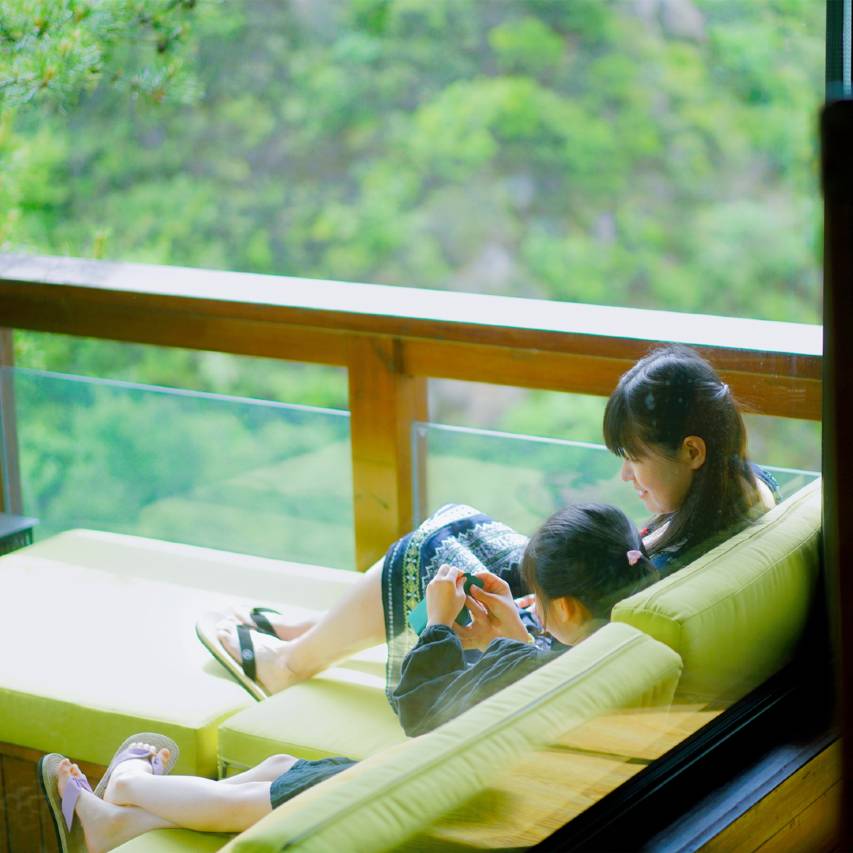 云峰山童话树屋图片