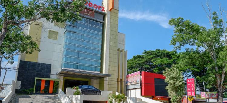 红多兹Plus酒店-近肯达里大陆酒店(RedDoorz Plus near Hotel Benua Kendari)图片