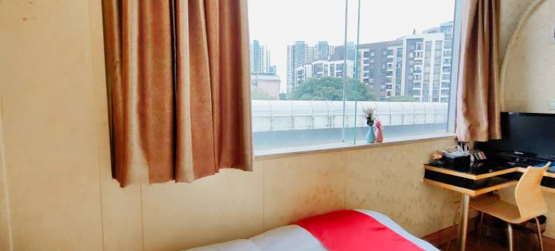 广州必胜宾馆(横沙地铁站店)图片