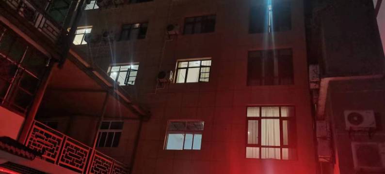 五峰苏煌酒店图片