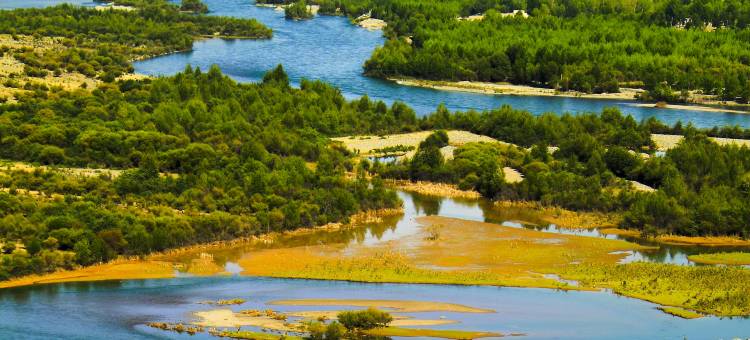 贵德半岛假日酒店图片