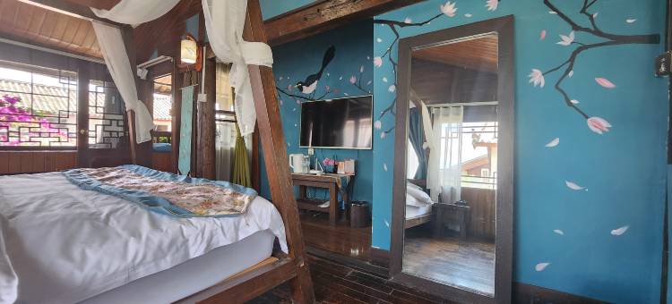 丽江普闲居客栈图片