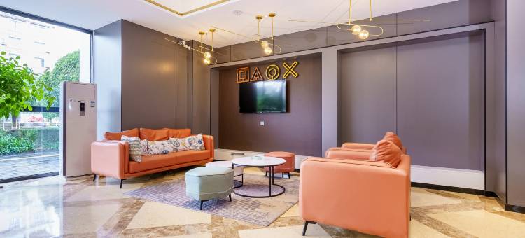 罗平雅多利亚酒店图片