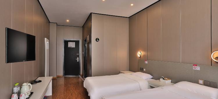 都市118精选酒店(青岛城阳富达国际汽贸城店)图片