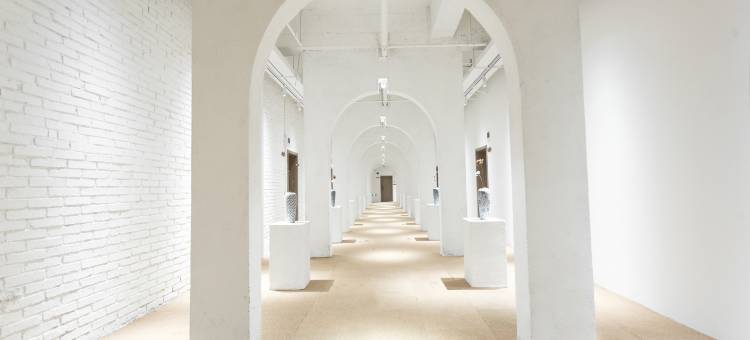 无隐良居酒店(建水古城朱家花园店)图片