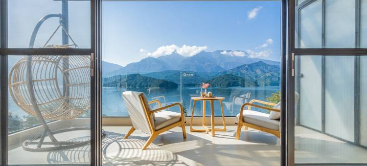 柚见民宿(雅女湖店)图片