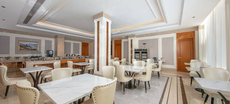 维也纳酒店(甘孜巴塘318国道店)图片