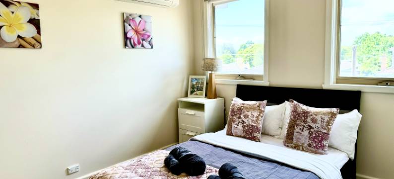 Four Season Home图片