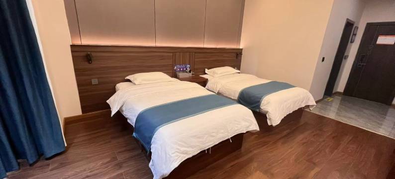 波密桑登名楼大酒店(波茂广场店)图片