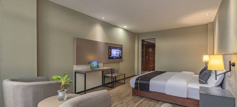 简寓酒店(石林双龙公园东门坊夜市店)图片