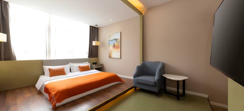 由里尚雅智慧酒店(自贡汽车客运总站第四人民医院店)图片