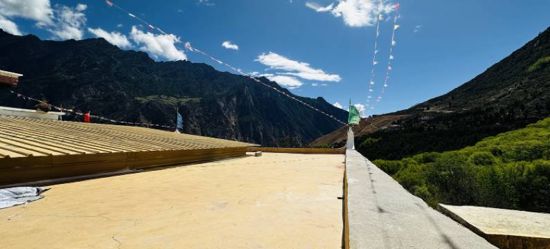 丹巴阿本藏家休闲山庄图片