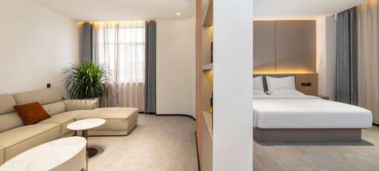 伊宁欢住酒店(六星街景区店)图片