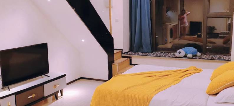 拾八·宿Loft网红度假公寓(恒大御澜国际店)图片