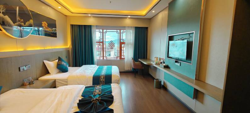 理塘仁康佛大酒店(318国道勒通古镇店)图片