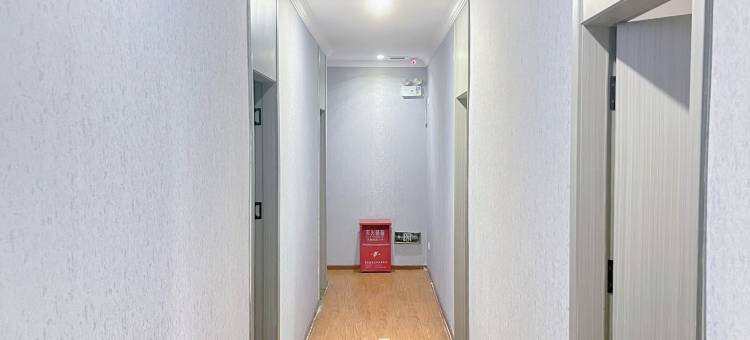 渝湖酒店(重庆江北国际机场渝北广场地铁站店)图片