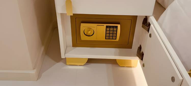 楠溪·且晚且安民宿(万达广场升龙城店)图片