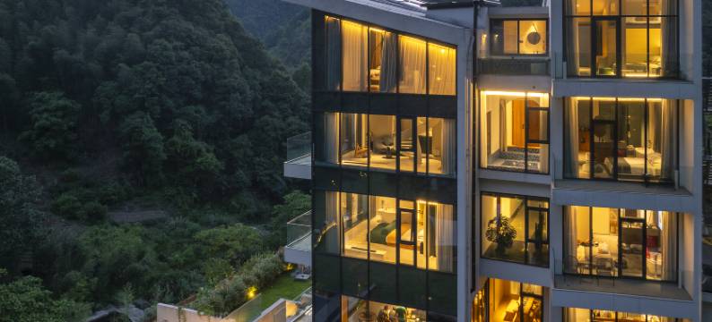 优昙谷·鹿鸣谷温泉度假民宿(黄山汤口南大门店)图片