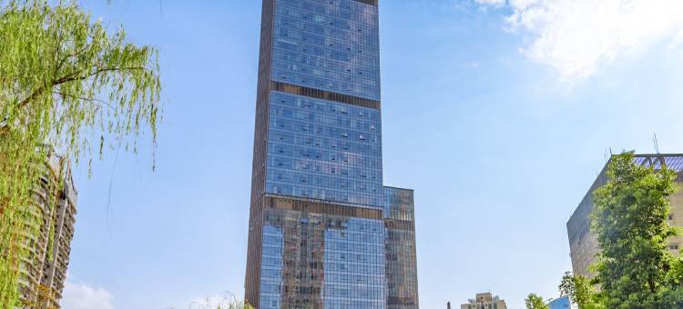 轩悦嘉高空江景酒店(解放碑来福士广场店)图片