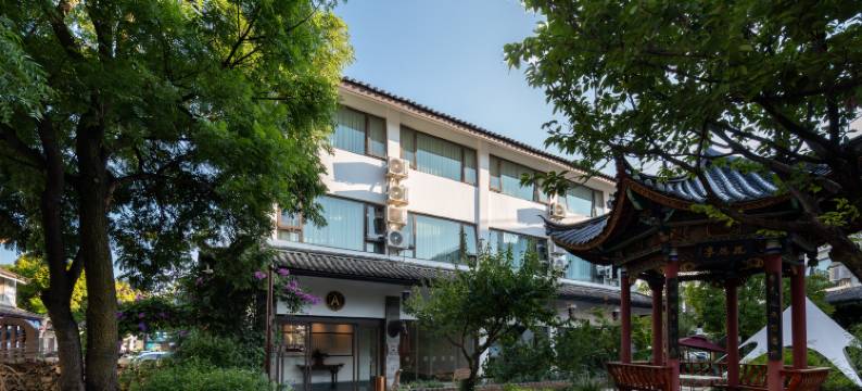 丽江古城花马君亭花园酒店(丽江大水车店)图片