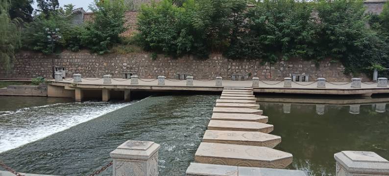 家乐民宿(洛邑古城夹马营地铁站店)图片