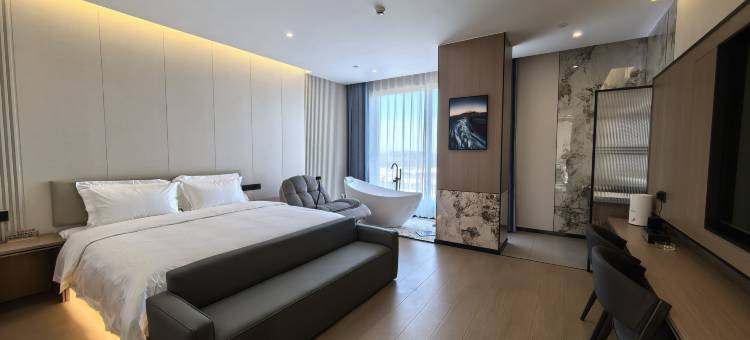 赛湖木己酒店(友好时代广场店)图片