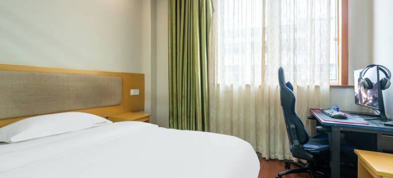 地平线电竞酒店(苏州木渎古镇灵岩山景区店)图片