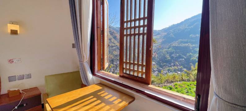 诺邓古村复甲山居图片