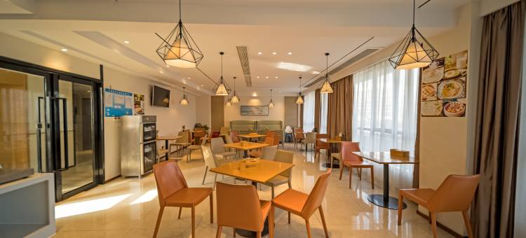 宸·云畅电竞酒店(泰州万达广场店)图片