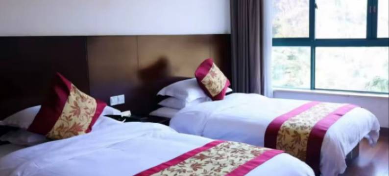 泰顺玉龙山氡泉度假村图片