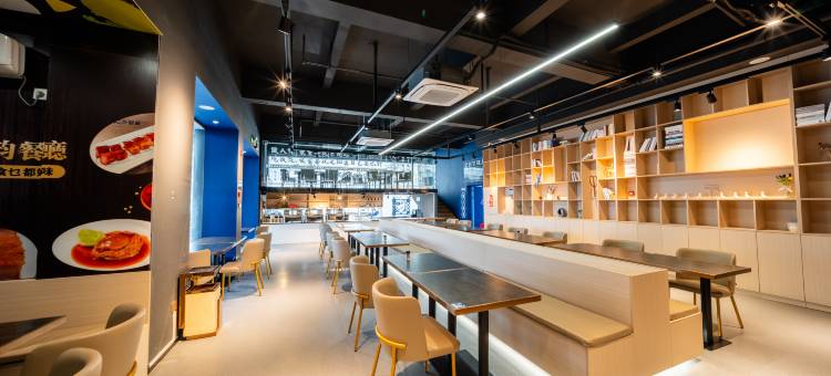 梅珠文创酒店(梅江区客都汇商业文化广场店)图片