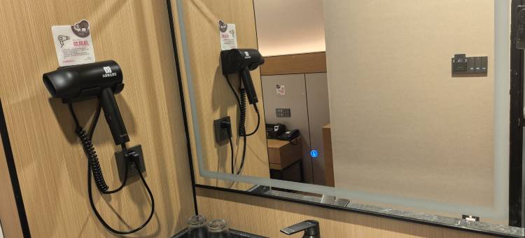 华驿精选酒店(泉城广场佛山街店)图片