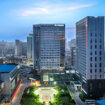 美豪丽致酒店(南宁朝阳广场地铁站三街两巷店)图片