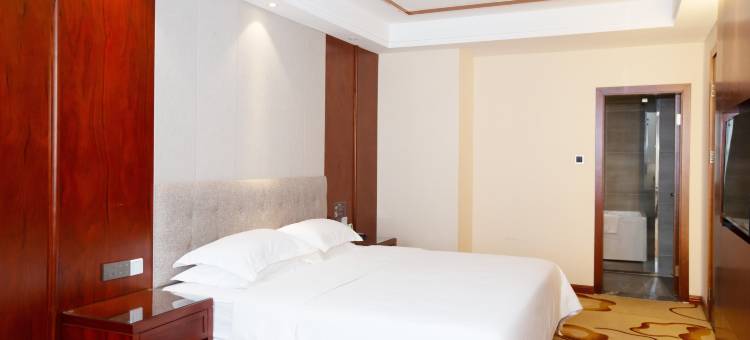 艺龙瑞云酒店(邯郸大名城汽车站店)图片