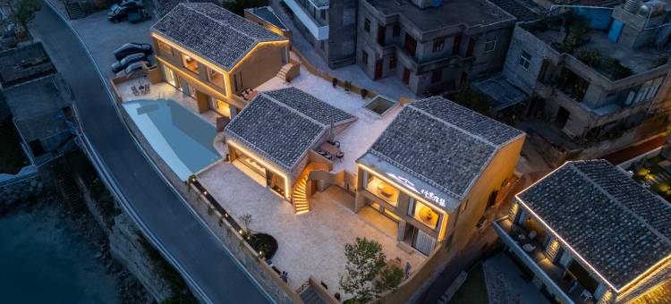 仟里Stay Cluster . 泳池落日海景民宿图片