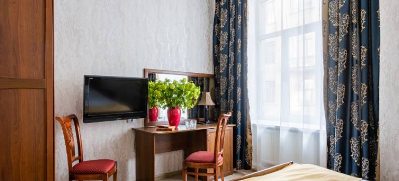 Nomera na ploschadi Vosstaniya图片