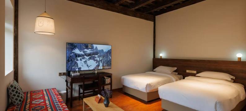 格聂·仓央庄园图片