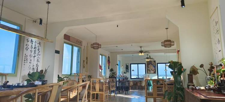 Ocean·见海揽月·私享露台无垠海景·设计度假民宿(南门湾店)图片