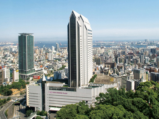 神户全日空皇冠假日酒店