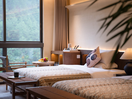 鹏程玖岳民宿(西江千户苗寨观景台店)