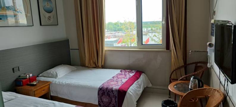 微山望湖宾馆图片